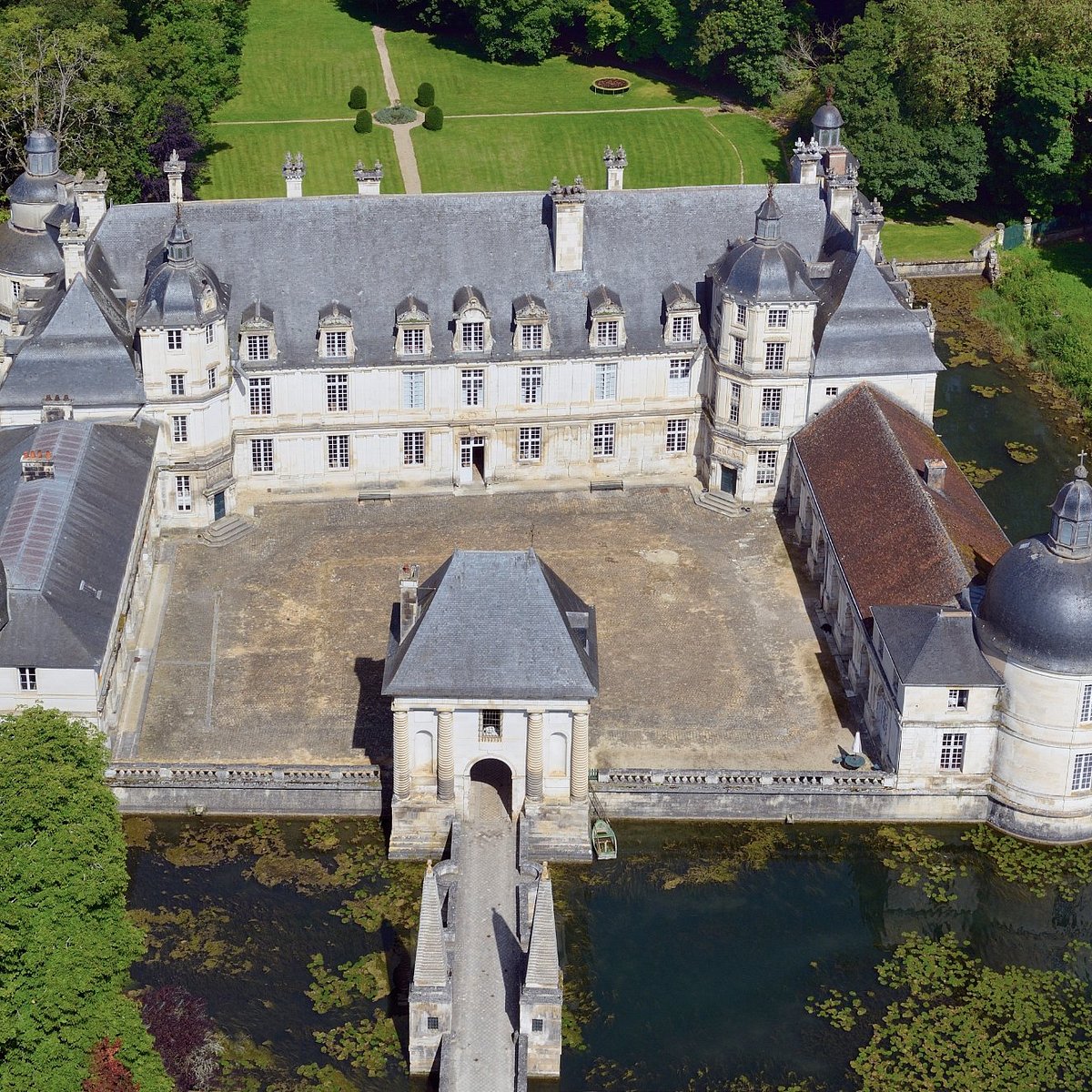 Château de Tanlay